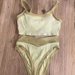 Aerie highwaisted muted lime green suit size M